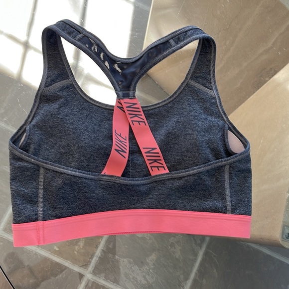 Nike, M, Dry Fit, sports bra, great quality and adorable details. Pink! EUC - Picture 2 of 7